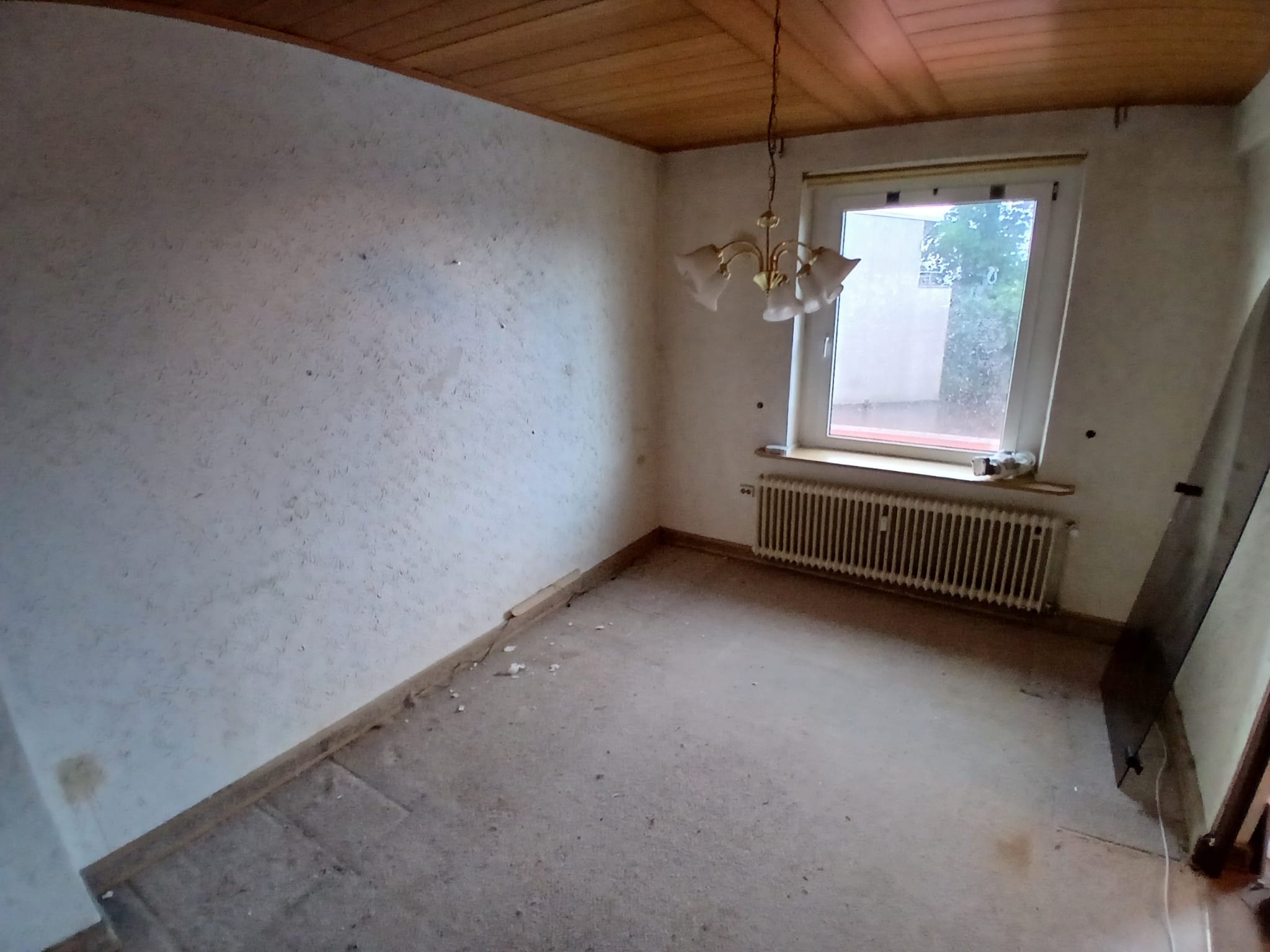 Schlafzimmer nach der Entrümpelung